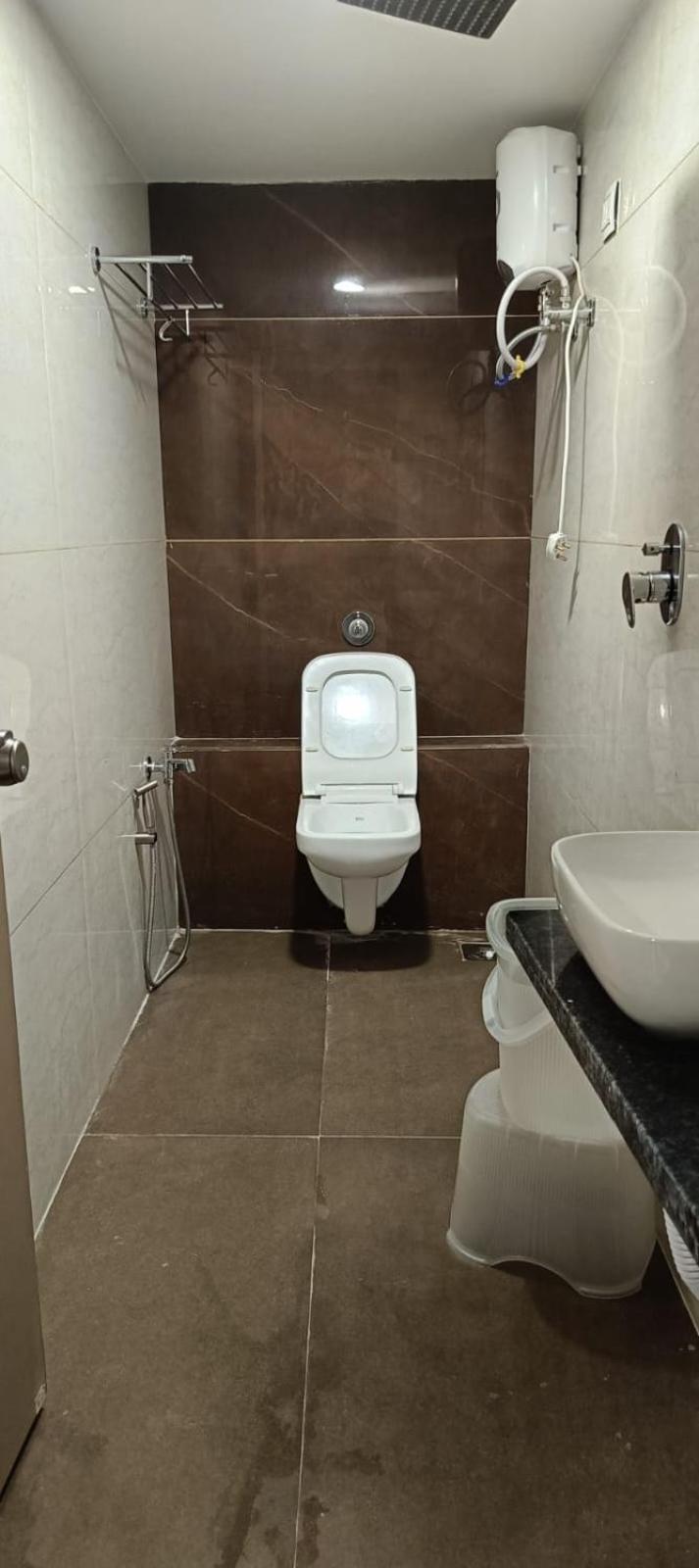 Hotel Royal Square Gandhinagar Esterno foto
